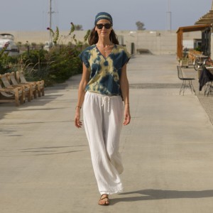 Indigo Tie-Dye Sile V Neck Top