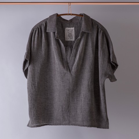 Sile Collared Top