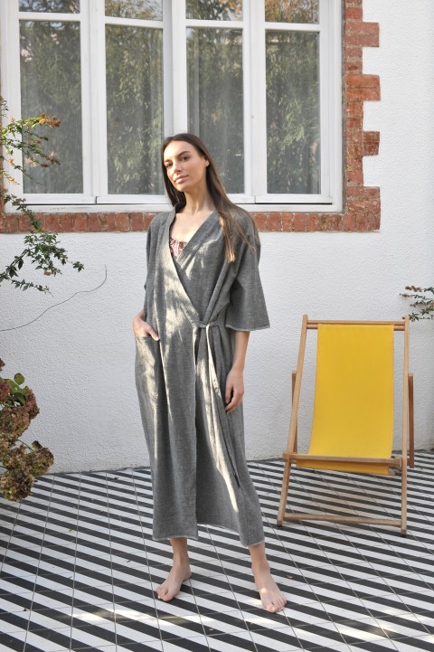 Charcoal SILE KIMONO