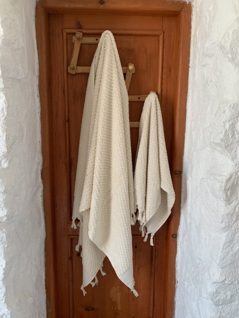 Natural Dotted Terry Bath Towel