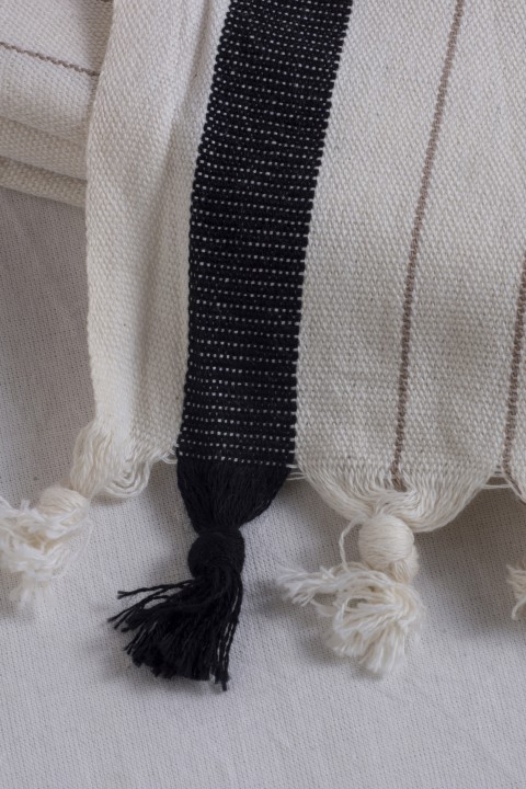 Natural Black Stripe on the Edge Hand Towel