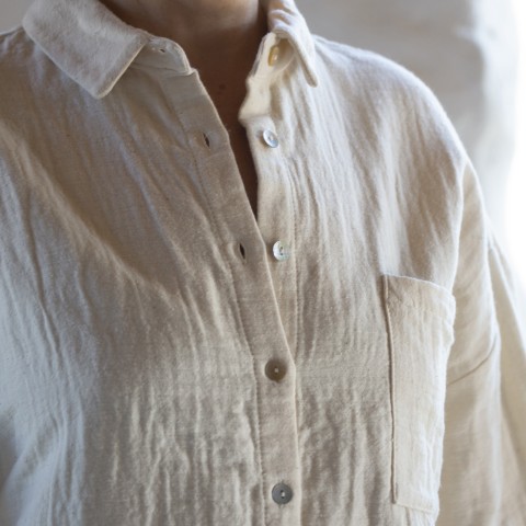 Muslin double-layered cotton buttoned shirt