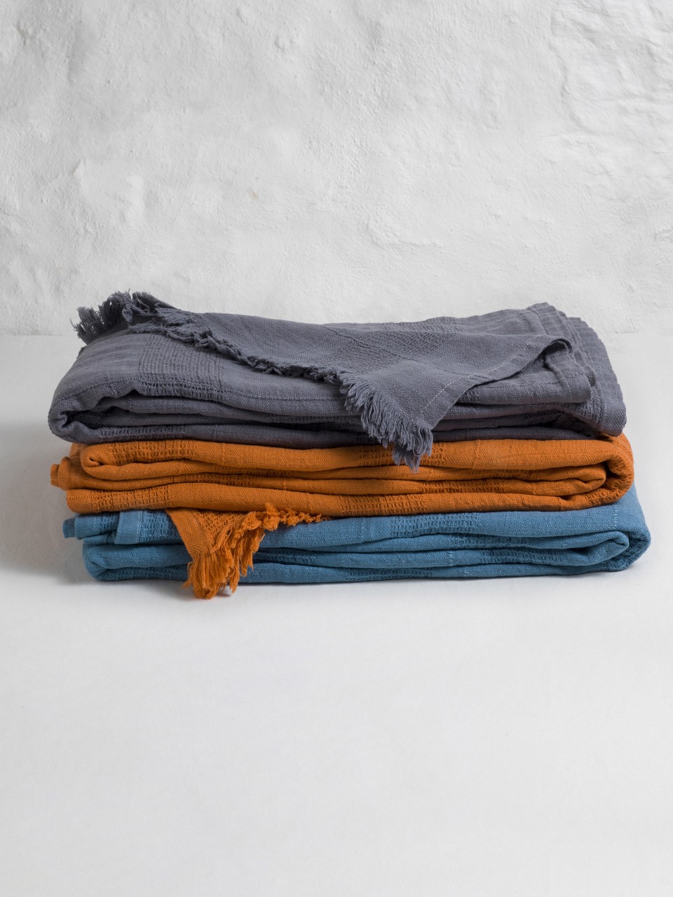 Grey linen deals throw